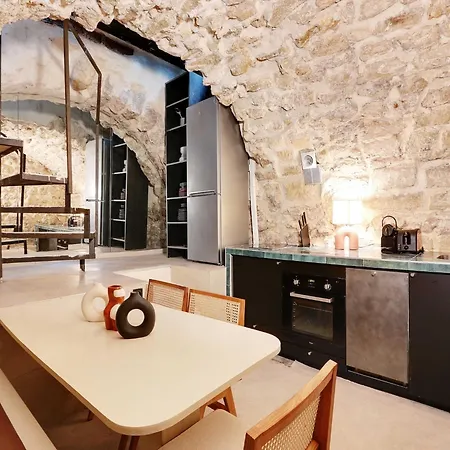 Apartment Spacieux - 3br 6p - Marais
